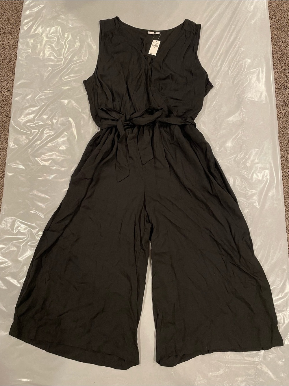 GAP Black Sleeveless Wide-Leg Tie-Waist Jumpsuit